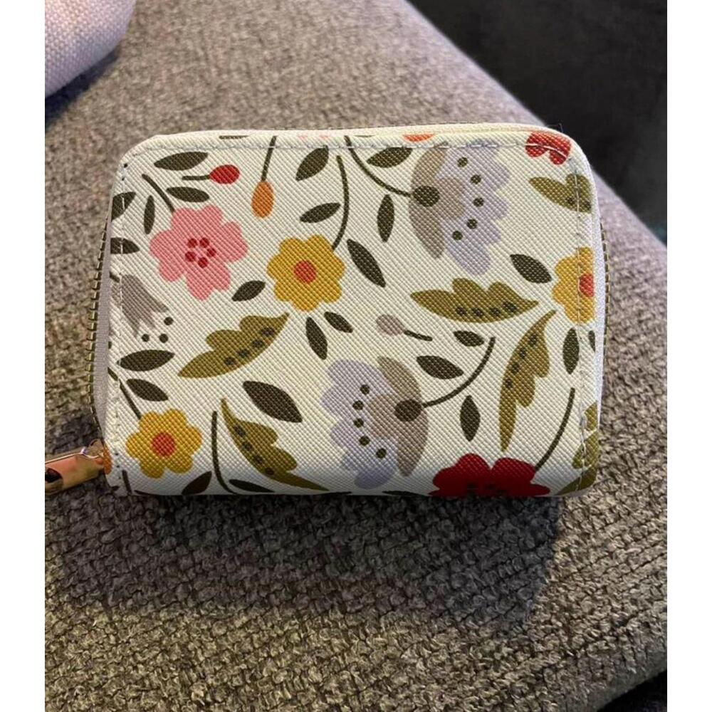 floral wallet
